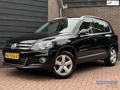 Volkswagen Tiguan - 1.4 TSI Sport&Style | Trekhaak | Navi | PDC | Cruise | Stoelverwarming