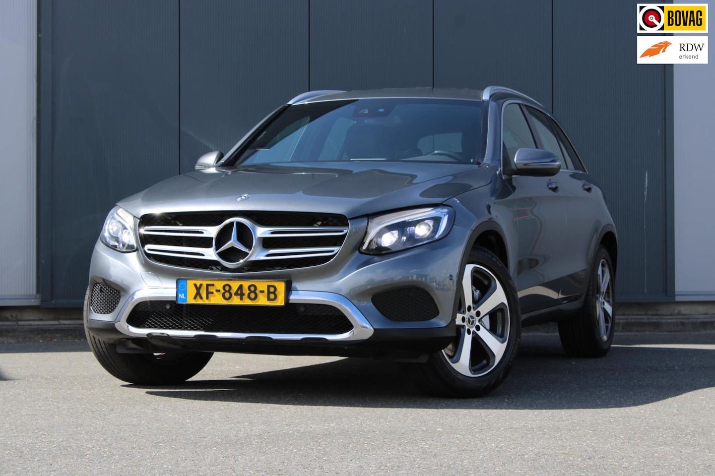 Mercedes-Benz GLC-klasse - 250 4MATIC Premium Plus 250 4MATIC Premium Plus, 100% onderhouden, km-stand gegarandeerd, Cruise Control, PDC, Ach - AutoWereld.nl
