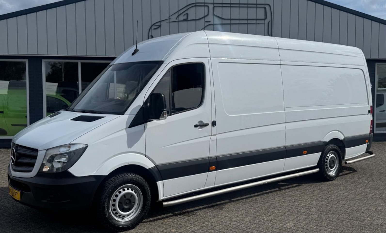 Mercedes-Benz Sprinter - 311 CDI 84KW 114PK L3H2 AUTOMAAT EURO 6  CAMERA/ ELEC RAMEN/ 100% DEALERONDERHOUDEN - AutoWereld.nl