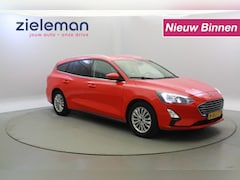 Ford Focus Wagon - 1.5 EcoBlue Titanium X Business - Carplay, Camera, Trekhaak, Stoelverw