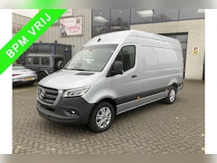 Mercedes-Benz Sprinter - 317 CDI L2H2 PRO 3500kg Trekgewicht, Alarm klasse 3, Geveerde stoel, LED verlichting