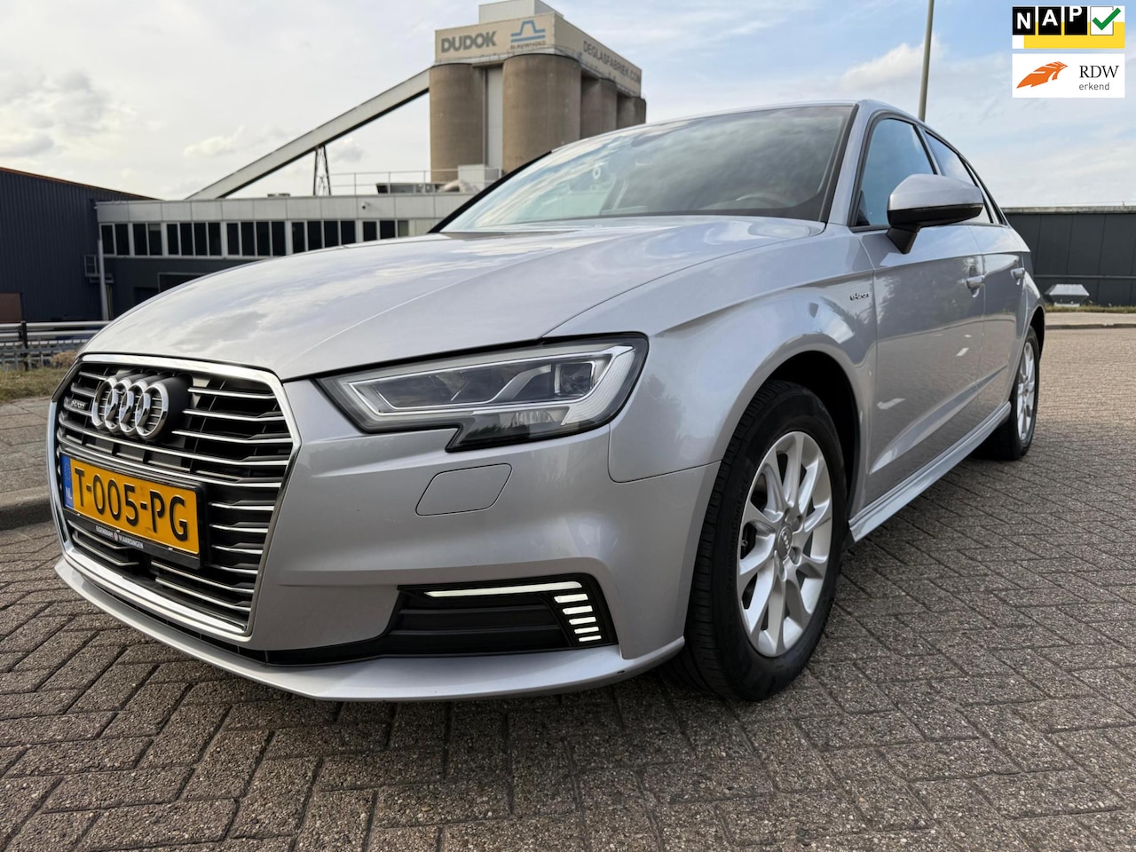 Audi A3 Sportback - 1.4 e-tron Sport Pro Line plus 1.4 e-tron Sport Pro Line plus - AutoWereld.nl