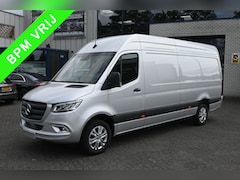 Mercedes-Benz Sprinter - 319 CDI L3H2 Vele opties 3500 kg Trekhaak, MBUX 10.25, Distronic, LED