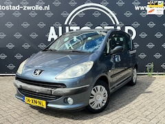 Peugeot 1007 - 1.4 Gentry NL-Auto/NAP/APK/Airco/2 Elektrische Schuif Deuren