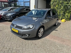 Volkswagen Golf - 1.2 TSI Highline BlueMotion