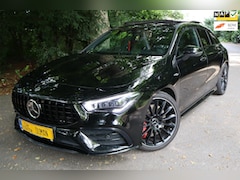Mercedes-Benz CLA-klasse Shooting Brake - 35 AMG 4MATIC Pano Burmester Camera