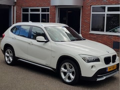 BMW X1 - 20i Aut8 Navi Leder Xenon Ecc 18"Vlg