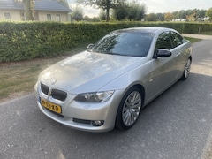 BMW 3-serie Coupé - 325i Introduction