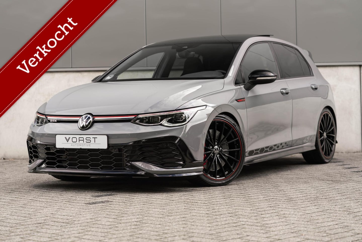 Volkswagen Golf - 2.0 TSI GTI Clubsport 45 Jahre Akra Pano DSG - AutoWereld.nl