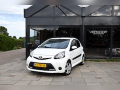 Toyota Aygo - 1.0 VVT-i Aspiration Automaat lage kmstand