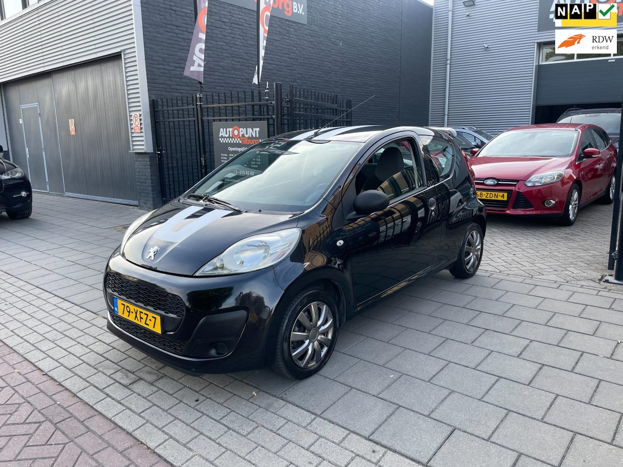 Peugeot 107 - 1.0 Access Accent Sport 2e Eigenaar! Airco NAP APK - AutoWereld.nl