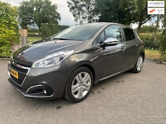 Peugeot 208 - 1.2 PureTech Signature | Trekhaak| PDC| Carplay| Cruise