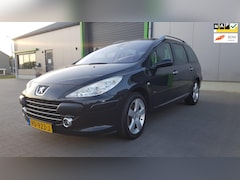 Peugeot 307 SW - 2.0 HDiF Premium NAV Panorama dak Half leder bekleding Cruise Airco Trekhaak LM velgen 6 p