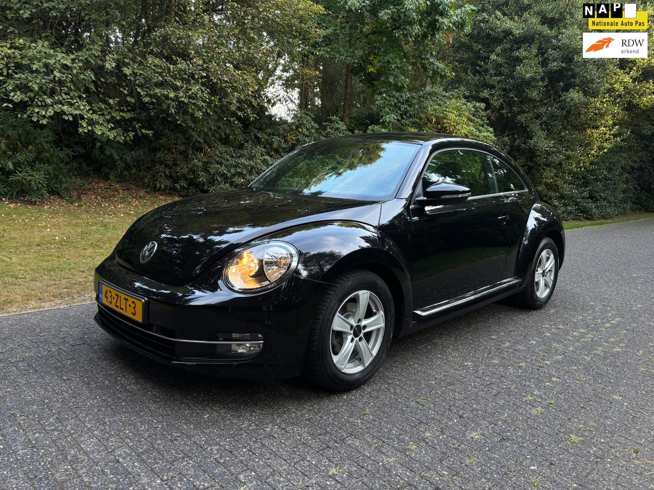 Volkswagen Beetle - 1.2 TSI Design Navigatie / Climate / Cruise 106677 km - AutoWereld.nl