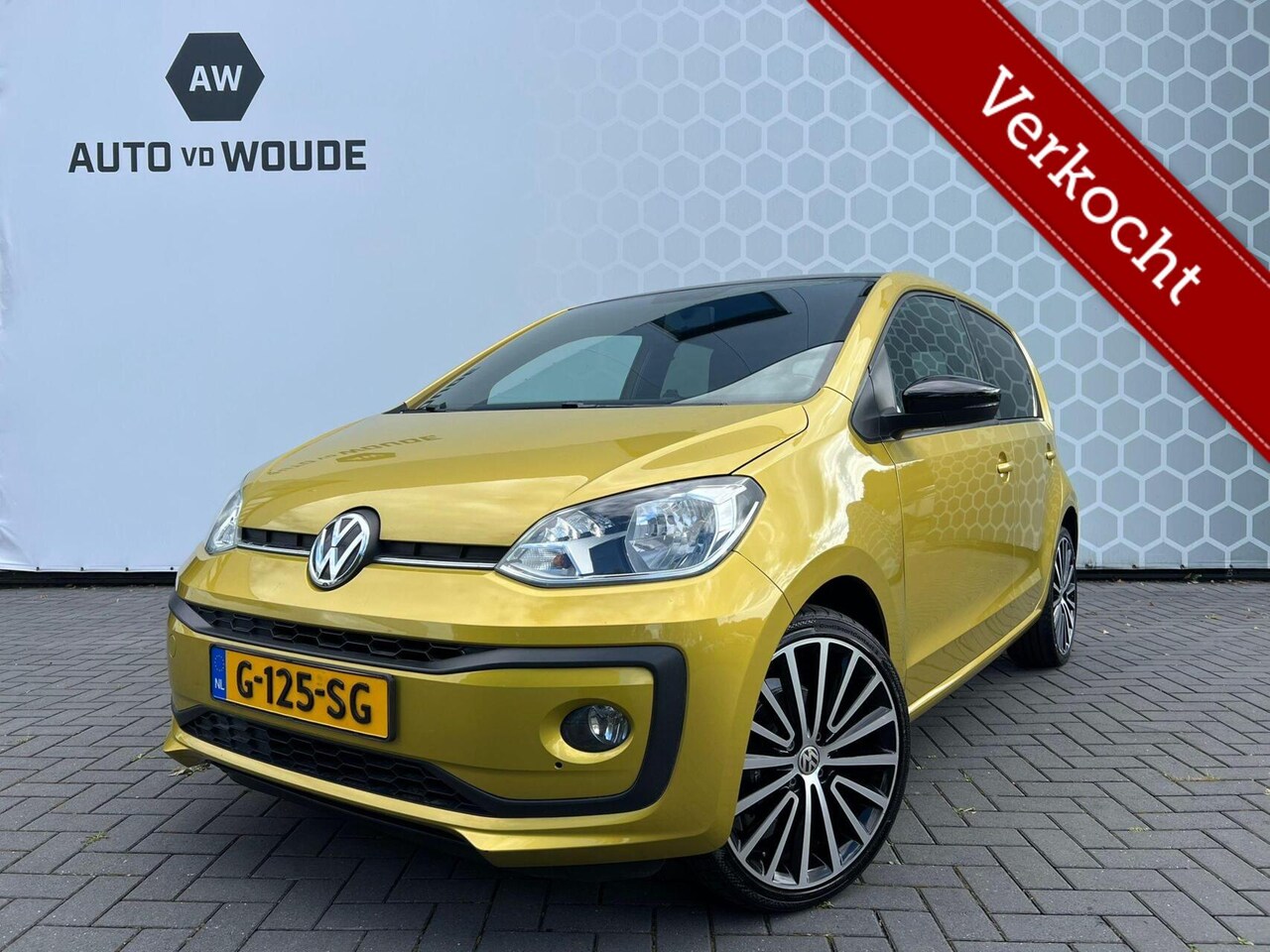 Volkswagen Up! - 1.0 BMT high up! Club Edition Stoelverwarming - AutoWereld.nl