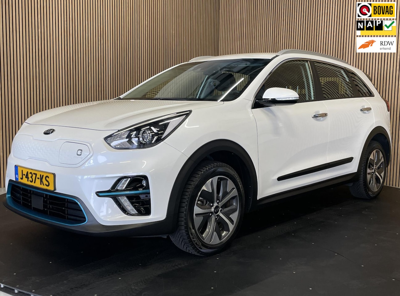 Kia e-Niro - DynamicLine 64 kWh|FACELIFT|3-FASE|LEDER|ACC|CARPLAY|CAMERA|CLIMA,CRUISE|STOEL-,STUURVERW. - AutoWereld.nl