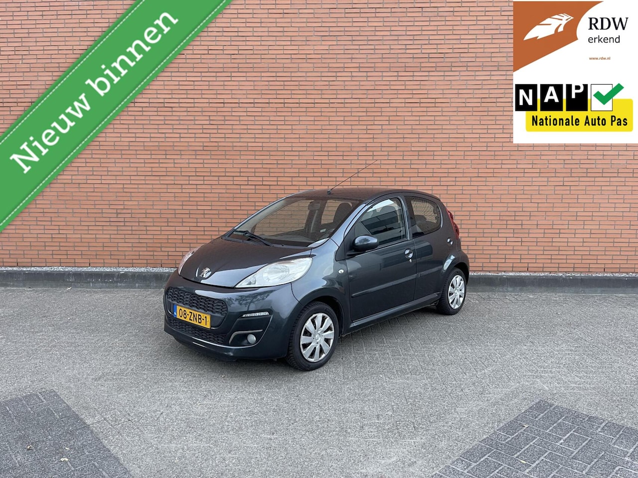Peugeot 107 - 1.0 Active 2013 73DKM | NAP | AIRCO | LED | APK - AutoWereld.nl