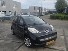 Peugeot 107 - 1.0-12V XS