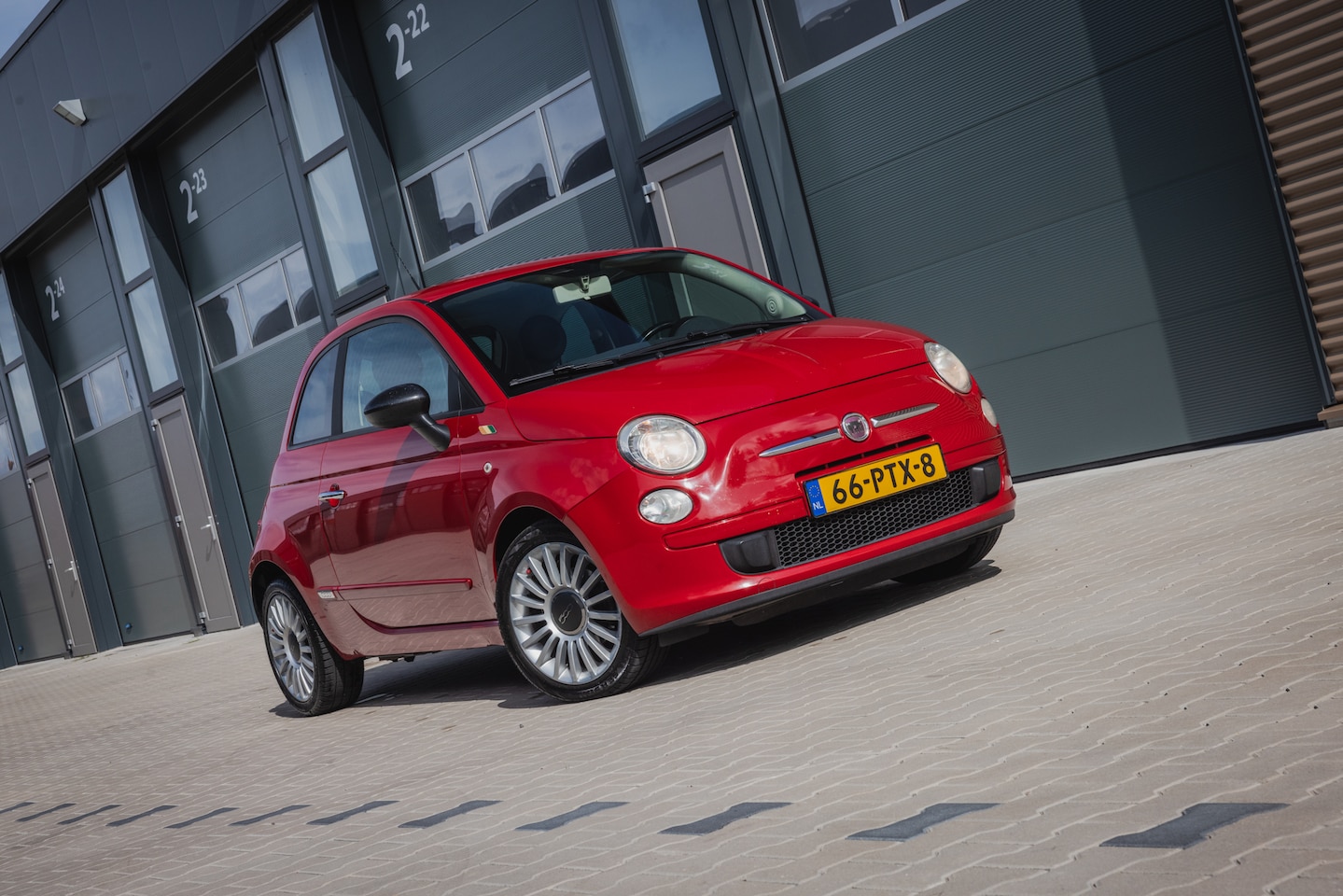 Fiat 500 - 0.9 TwinAir Sport Fiat 500 0.9 TwinAir Sport | 2011 | Half leer | APK 2026 - AutoWereld.nl