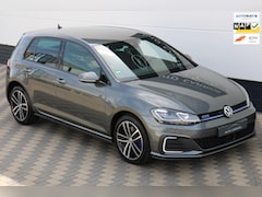 Volkswagen Golf - 1.4 TSI PHEV GTE Virtual Carplay Keyless