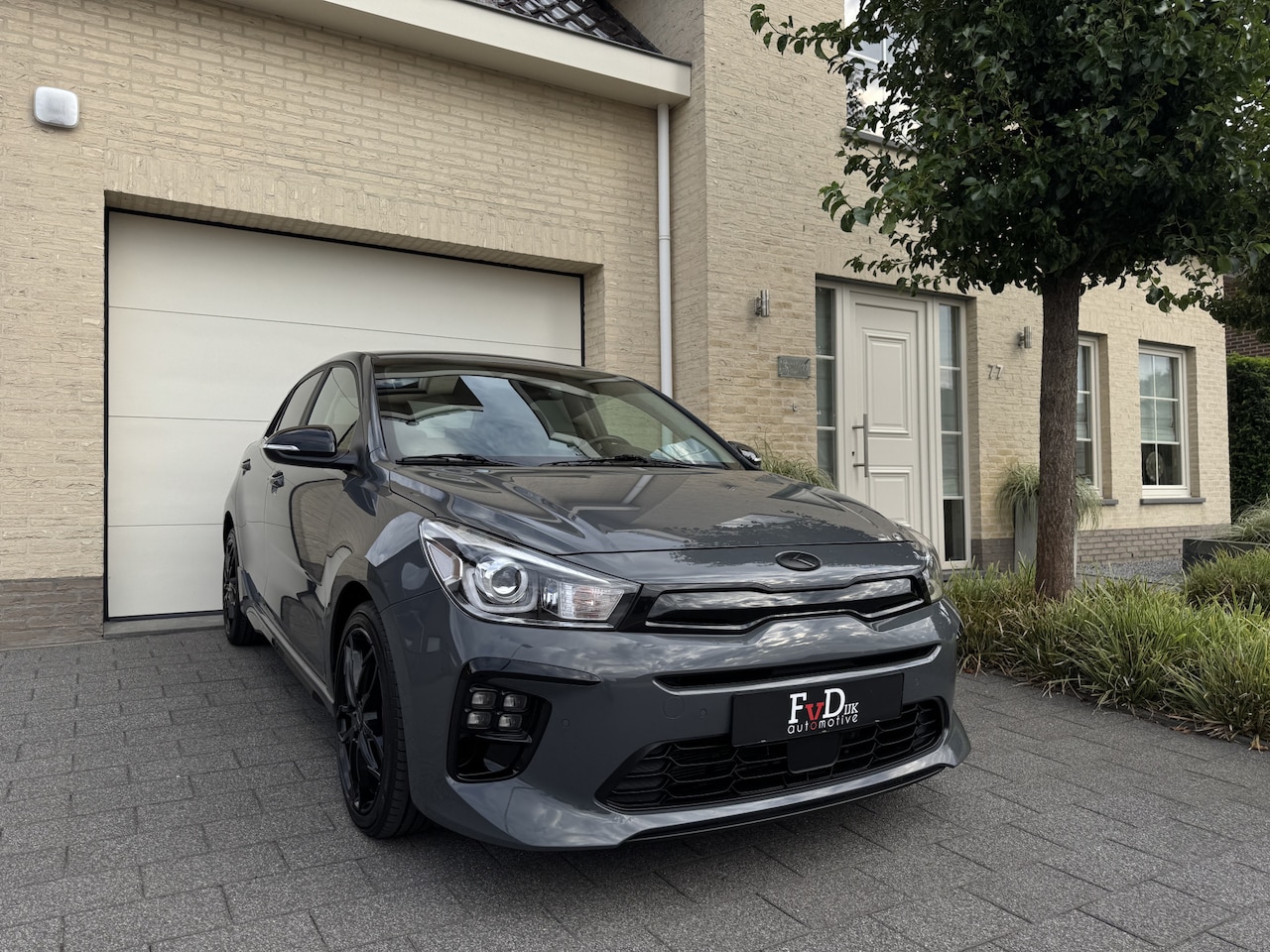 Kia Rio - 1.0 T-GDi MHEV 120pk GT-Line Facelift Navi Leder Carplay Camera Keyless DAB Clima 17" Pdc - AutoWereld.nl