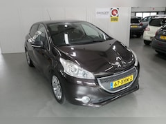 Peugeot 208 - 1.4 VTi 95PK 5D Allure (Dealer onderhouden)