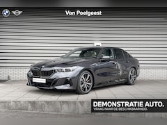 BMW 5-serie - Sedan 530e M Sportpakket Pro / Innovation Pack / Travel Pack / Comfort Pack / Panoramadak