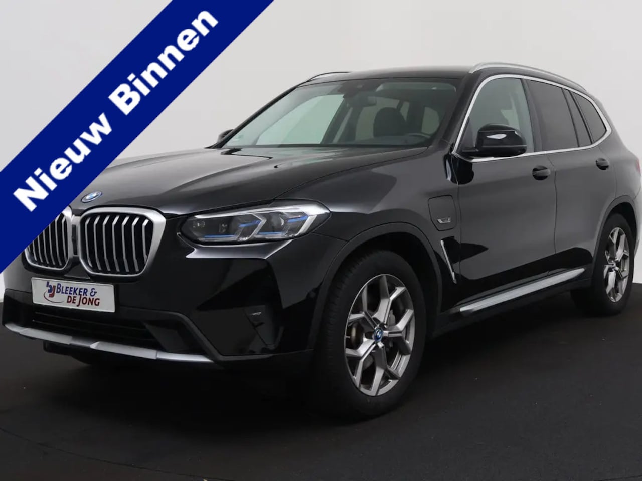 BMW X3 - xDrive30e High Executive 06-2022 14.424 KM 1e eigen dealer onderhouden - AutoWereld.nl
