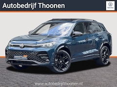 Volkswagen Tiguan - 1.5 eHybrid R-Line Edition Trekhaak | 360° camera | Navi | 20"