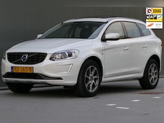 Volvo XC60 - 2.0 T5 FWD Ocean Race NAP Panodak Leder Navi