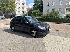 Volkswagen Tiguan - 1.4 TSI Cruise PDC Trekhaak Black Magic