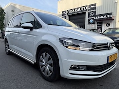 Volkswagen Touran - 2.0 TDI SCR AUTOMAAT / DEALERONDERHOUDEN