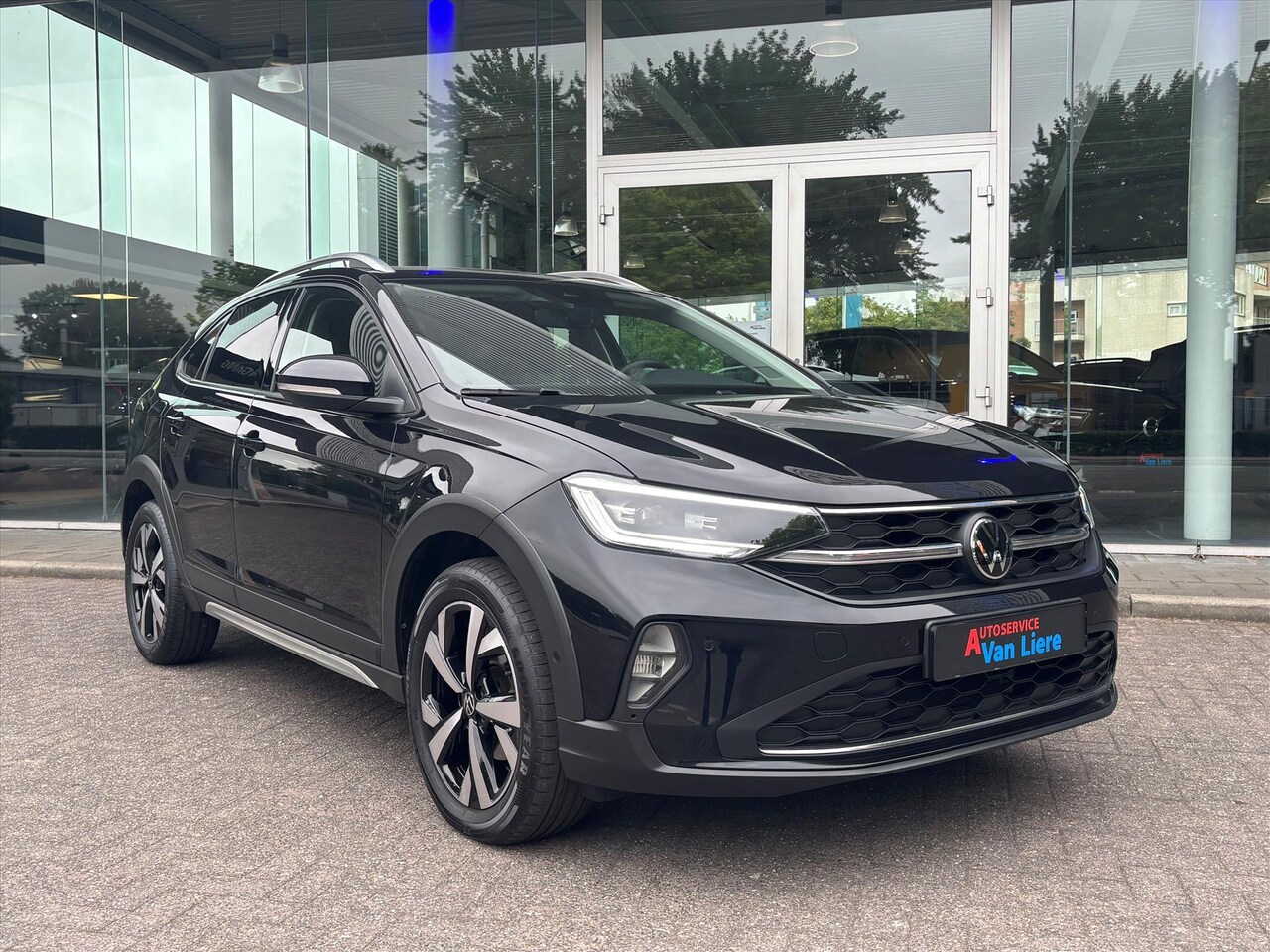 Volkswagen Taigo - 1.0 TSI 110pk DSG-7 Life Business| IQ -led light|Camera|Navi|Carplay|Rijklaar incl garanti - AutoWereld.nl