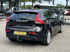 Volvo V40 - 2.0 D2 Momentum Leer/Trekhaak/Navi/Clima/Cruise/LM-Velgen