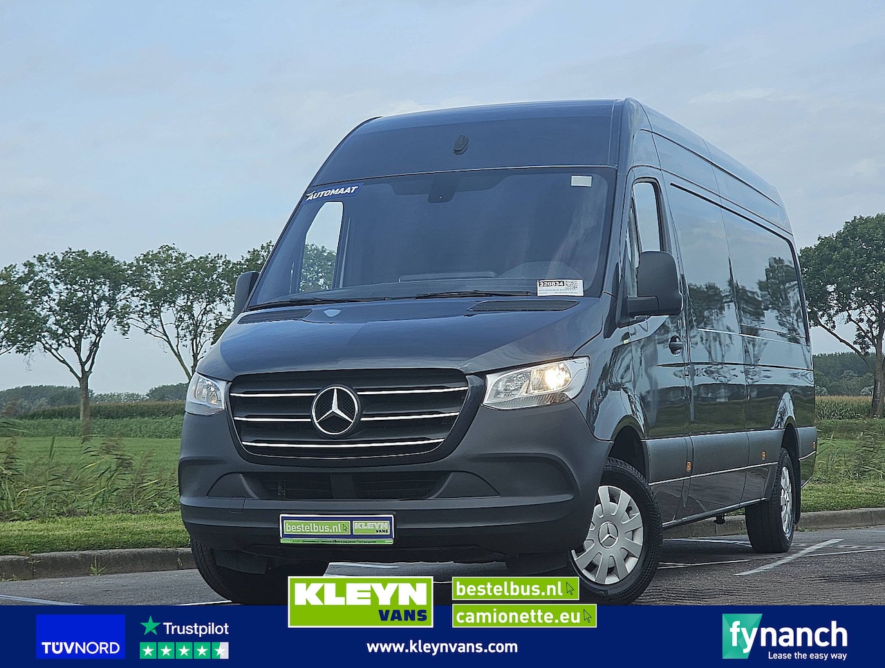 Mercedes-Benz Sprinter - 315 L3H2 Mbux + Navi! - AutoWereld.nl
