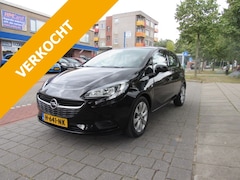 Opel Corsa - 1.4 90pk 5Drs Business+