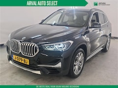 BMW X1 - SDrive20i 192pk VDL Nedcar Edition High Executive xLine | 12.582km | Leder | Parking Pack