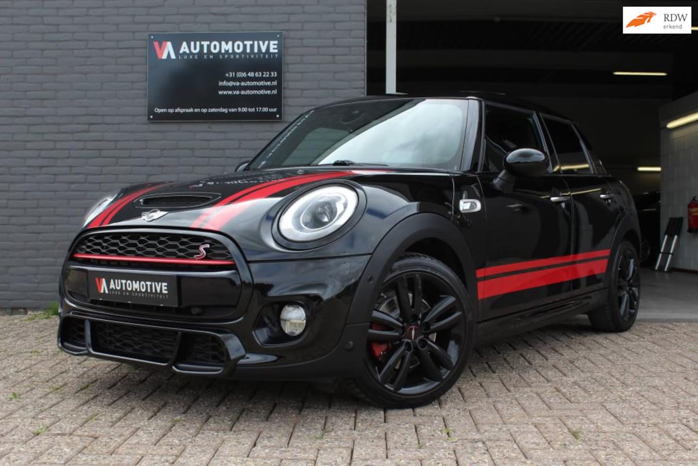 MINI John Cooper Works - Mini 2.0 S Chili JCW PANO ACC HUD H/K CAM UJ - AutoWereld.nl