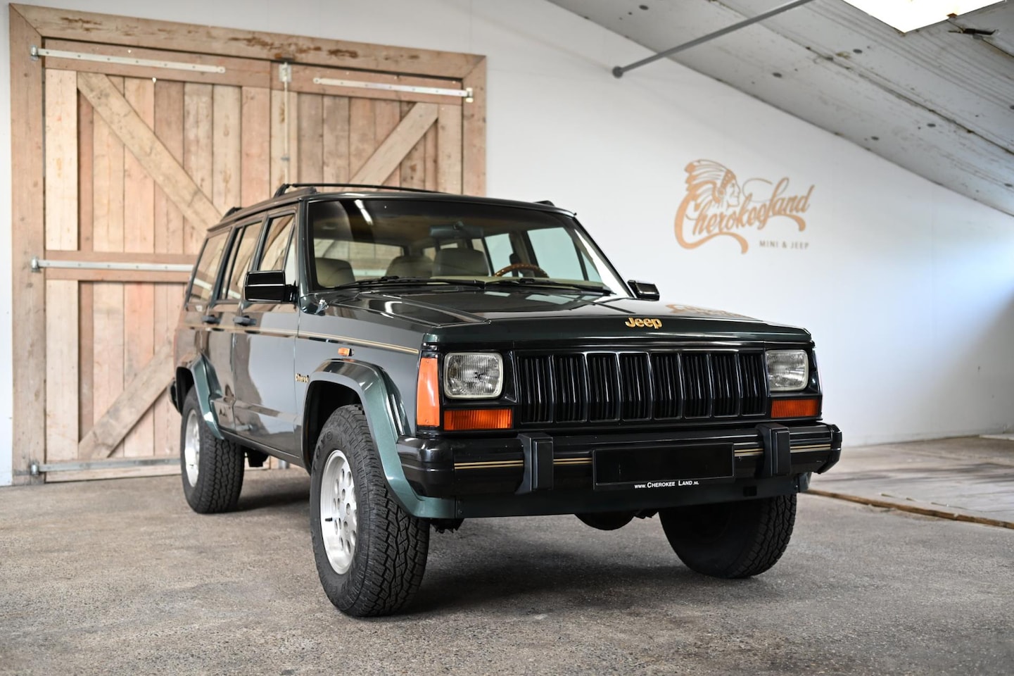 Jeep Cherokee - XJ - Cherokee Just arrived - AutoWereld.nl