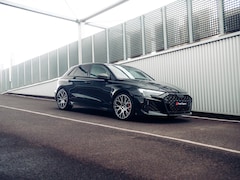 Audi A3 Sportback - 2.5 TFSI RS 3 quattro | Adaptief onderstel | Carbon | RS-Sportuitlaat | Pano | RS-Designpa