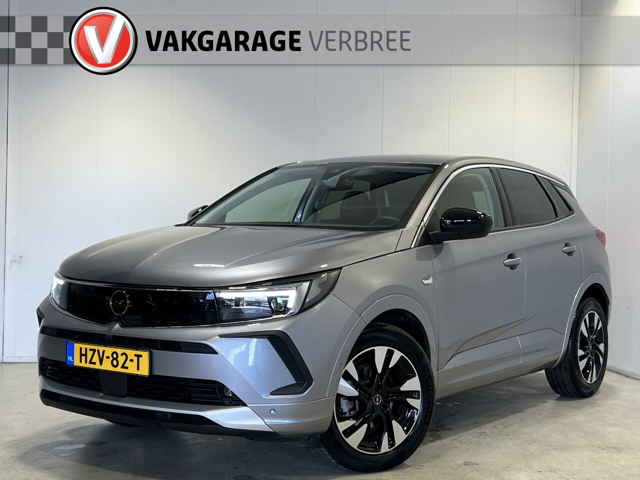 Opel Grandland - 1.2 Turbo GS Line | Navigatie/Android/Apple Carplay | LM Velgen 18" | Achteruitrijcamera | - AutoWereld.nl
