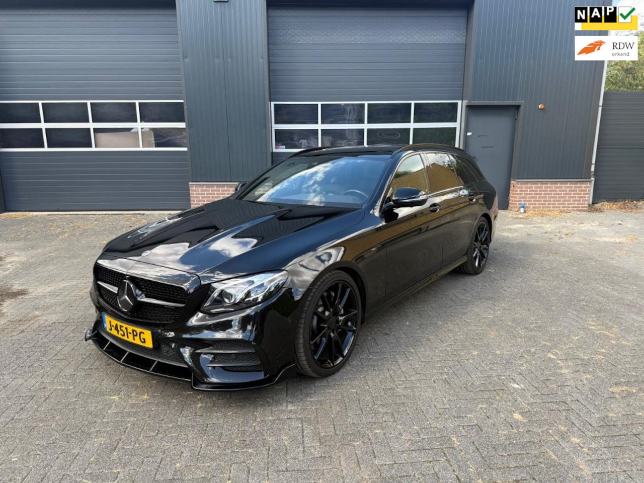 Mercedes-Benz E-klasse Estate - AMG 53 4MATIC Premium Plus pano 20inch black burm. vol!! - AutoWereld.nl