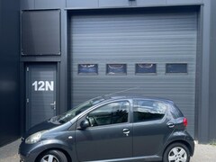 Toyota Aygo - 1.0-12V Sport