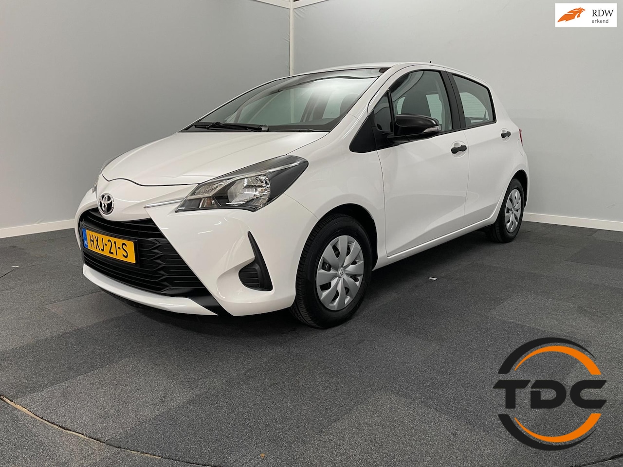Toyota Yaris - 1.0 VVT-i Active AIRCO PDC 5476KM - AutoWereld.nl