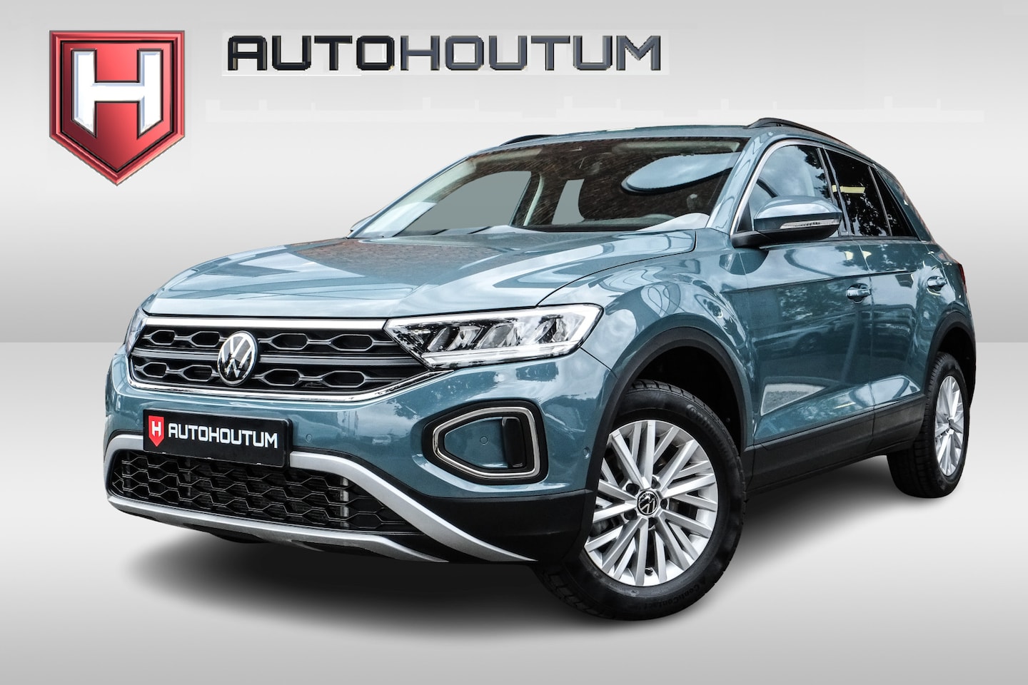 Volkswagen T-Roc - 1.5 TSI Life Business Navigatie, Virtual cockpit - AutoWereld.nl