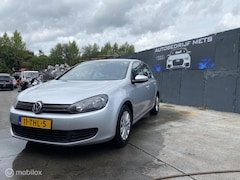 Volkswagen Golf - 1.6 TDI Highline BlueMotion