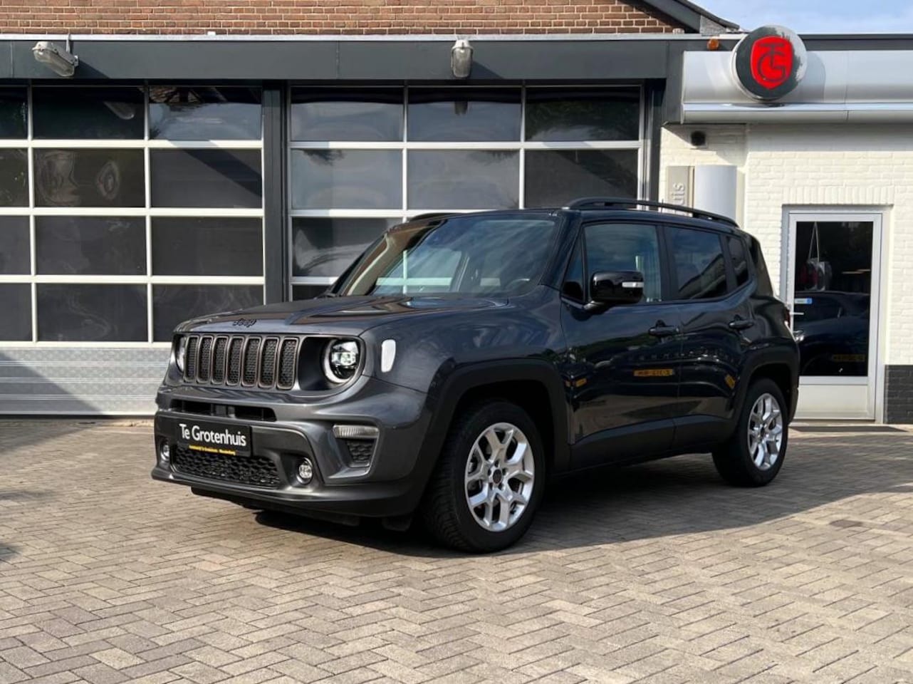 Jeep Renegade - Limited Longitude Automaat 1.5T e-Hybrid (wordt verwacht) - AutoWereld.nl