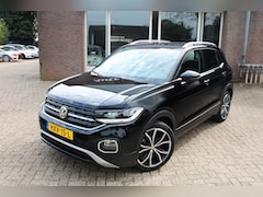Volkswagen T-Cross - 1.0 Virtual, Camera, Keyless, Adaptieve cruise, LED, Parksens. V en A, 18" LMV, Stoelverwa