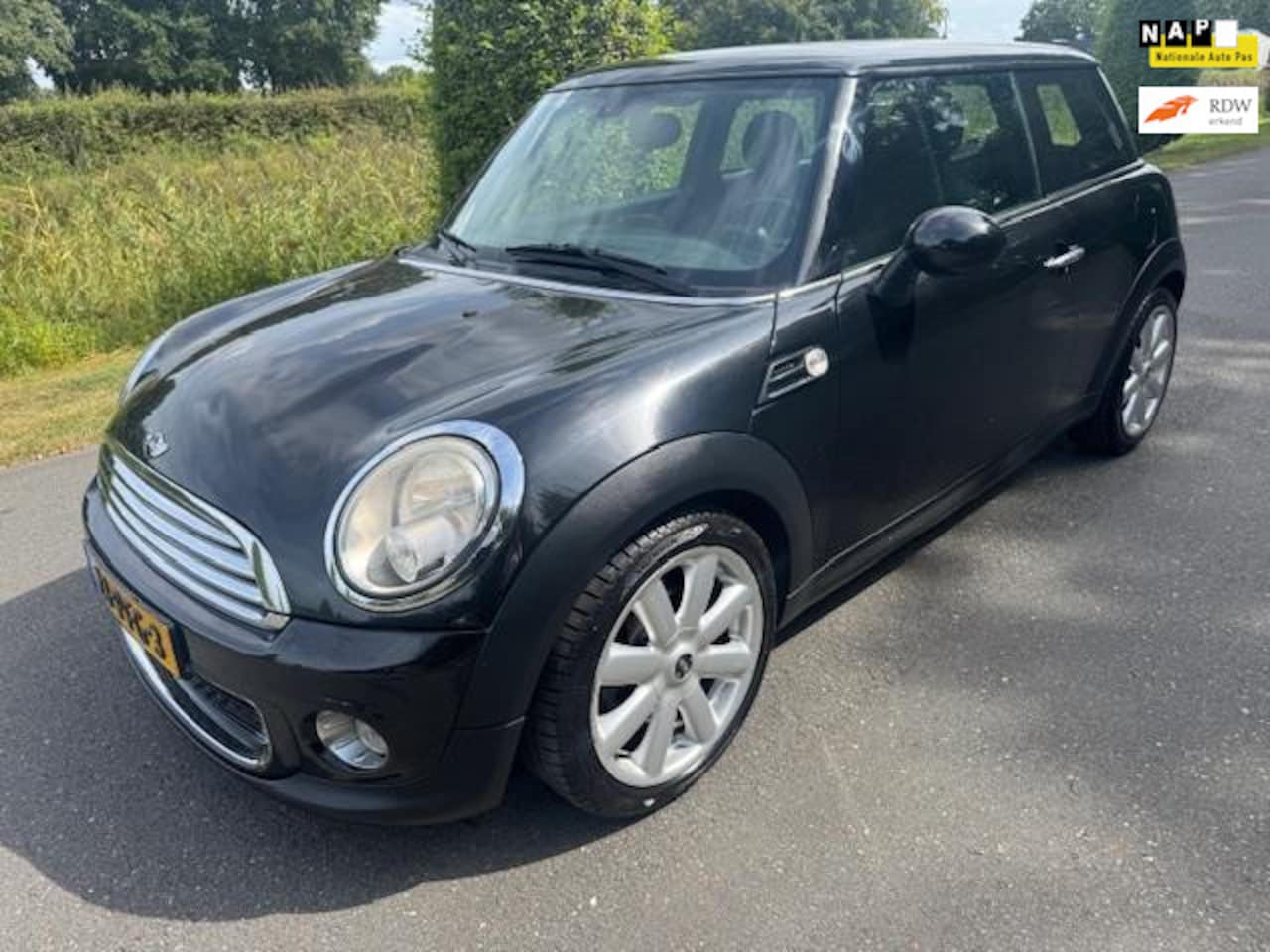 MINI Cooper - Mini 1.6 Business Line - AutoWereld.nl