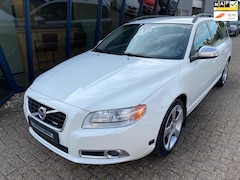 Volvo V70 - 2.5FT R-Design 230PK Automaat LEER / XENON / PDC